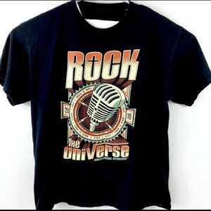 Universal Studios Rock the Universe Mens Tee Sz L